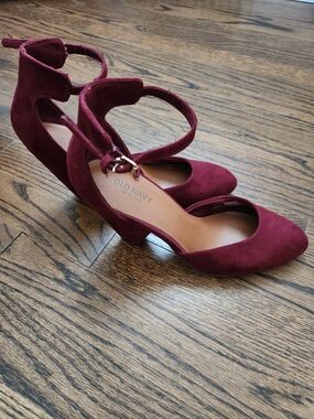 Old Navy Women's Wine Suede Ankle-Strap Block Heels